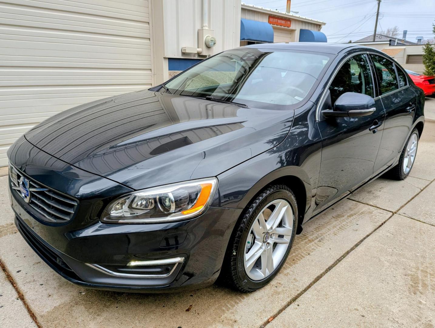 2015 Saville Grey Metallic /Black Leather Volvo S60 2.5 Platinum 4WD (YV1612TM3F1) with an 2.5L L5 DOHC 20V engine, 6-Speed Automatic transmission, located at 603 Amelia Street, Plymouth, MI, 48170, (734) 459-5520, 42.378841, -83.464546 - Vehicles shown by appointment - Please call ahead - 734-459-5520, text 734-658-4573 or contact us via our web site at: http://www.selectmotors.com for complete Inventory, Photos, Videos and FREE Carfax Reports. Rare Find: 2015.5 Volvo S60 T5 AWD Platinum Edition Pristine Condition | One Owner | L- Photo#0