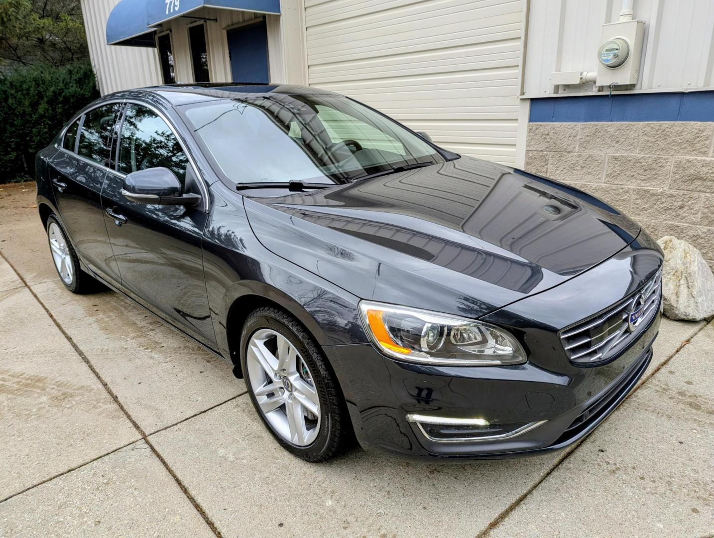 2015 Saville Grey Metallic /Black Leather Volvo S60 2.5 Platinum 4WD (YV1612TM3F1) with an 2.5L L5 DOHC 20V engine, 6-Speed Automatic transmission, located at 603 Amelia Street, Plymouth, MI, 48170, (734) 459-5520, 42.378841, -83.464546 - Vehicles shown by appointment - Please call ahead - 734-459-5520, text 734-658-4573 or contact us via our web site at: http://www.selectmotors.com for complete Inventory, Photos, Videos and FREE Carfax Reports. Rare Find: 2015.5 Volvo S60 T5 AWD Platinum Edition Pristine Condition | One Owner | L- Photo#11