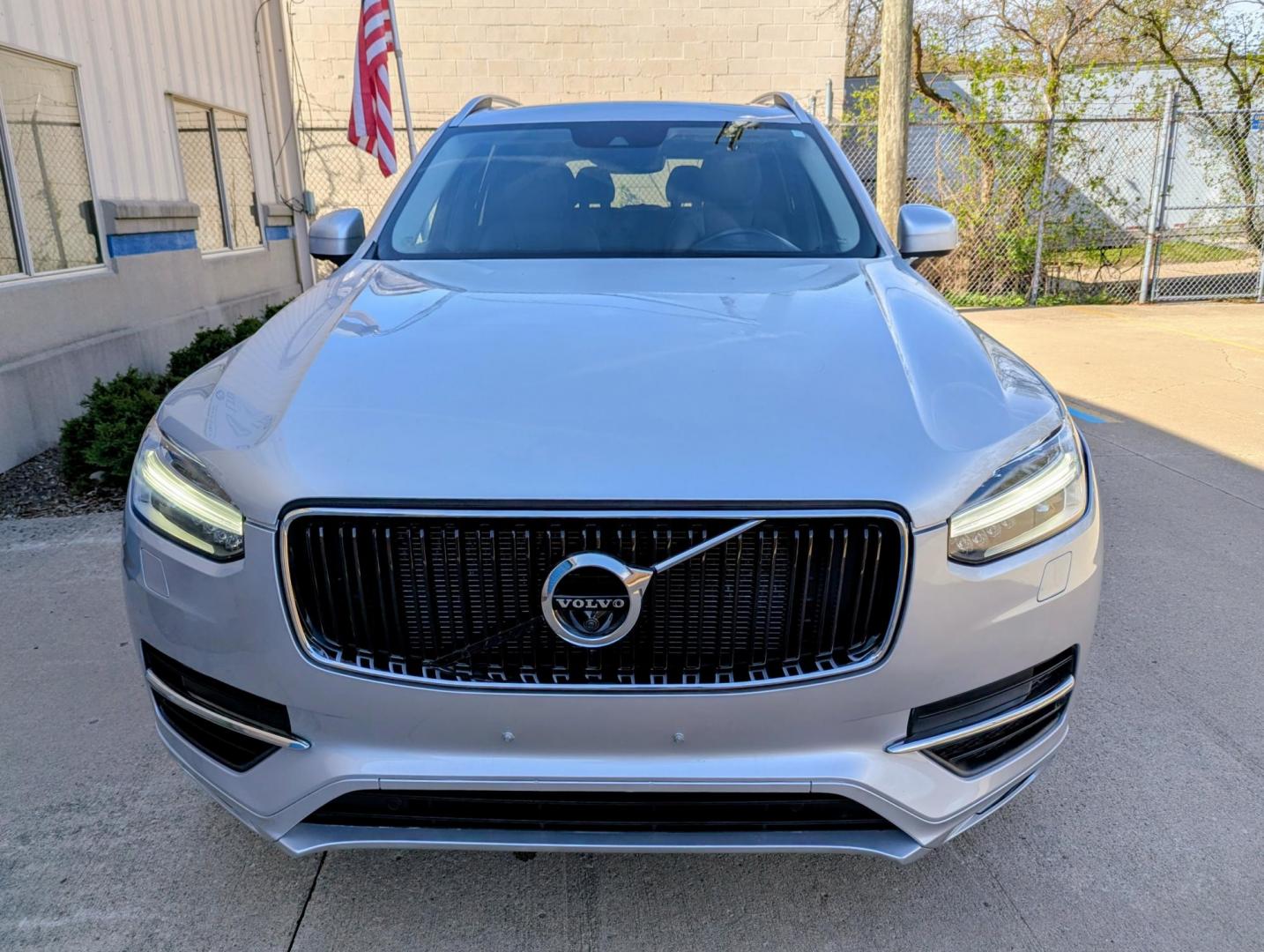 2016 Silver Metallic /Black Leather Volvo XC90 T6 Momentum (YV4A22PK5G1) with an 2.0L L4 DOHC 16V engine, 8A transmission, located at 603 Amelia Street, Plymouth, MI, 48170, (734) 459-5520, 42.378841, -83.464546 - Vehicles shown by appointment - Please call ahead - 734-459-5520, text 734-658-4573 or contact us via our web site at: http://www.selectmotors.com for complete Inventory, Photos, Videos and FREE Carfax Reports. 2016 Volvo XC90 T6 Momentum – Pristine One-Owner Luxury SUV Experience the perfect - Photo#1