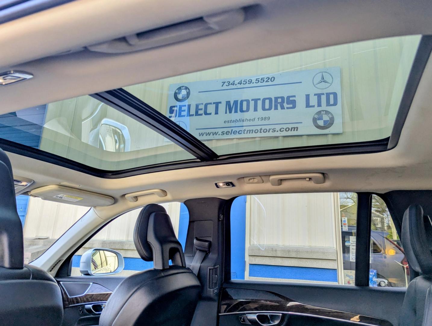 2016 Silver Metallic /Black Leather Volvo XC90 T6 Momentum (YV4A22PK5G1) with an 2.0L L4 DOHC 16V engine, 8A transmission, located at 603 Amelia Street, Plymouth, MI, 48170, (734) 459-5520, 42.378841, -83.464546 - Vehicles shown by appointment - Please call ahead - 734-459-5520, text 734-658-4573 or contact us via our web site at: http://www.selectmotors.com for complete Inventory, Photos, Videos and FREE Carfax Reports. 2016 Volvo XC90 T6 Momentum – Pristine One-Owner Luxury SUV Experience the perfect - Photo#6