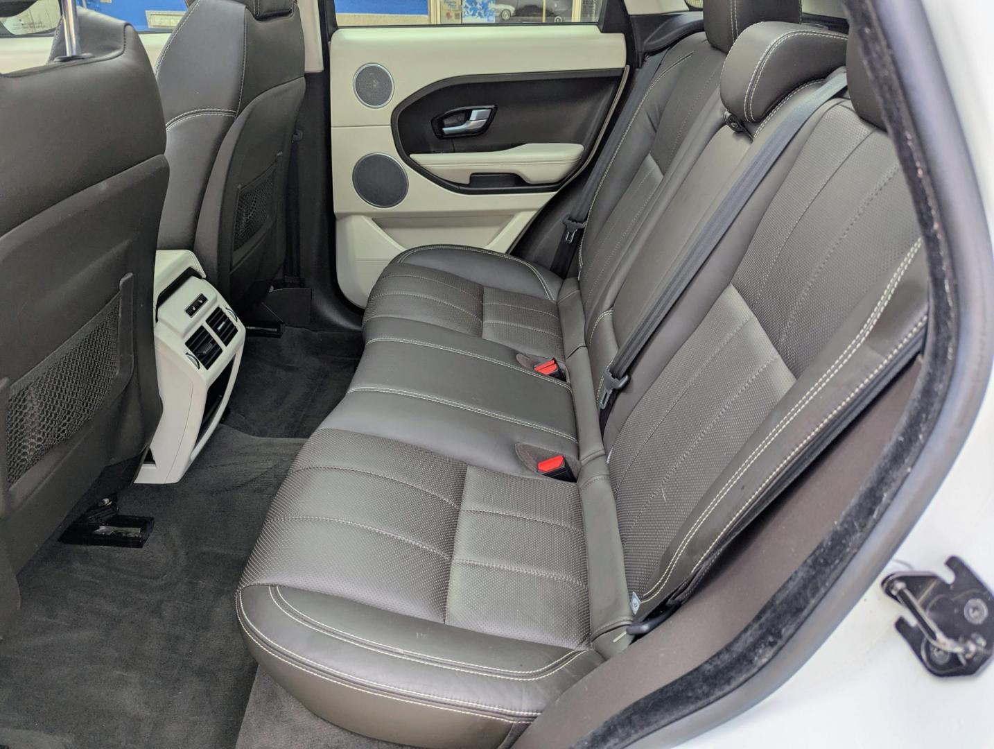 2015 White /Tan/Ivory/Espresso Land Rover Range Rover Evoque Prestige Premium 5-Door (SALVV2BG5FH) with an 2.0L L4 DOHC 24V TURBO engine, 9-Speed Automatic transmission, located at 603 Amelia Street, Plymouth, MI, 48170, (734) 459-5520, 42.378841, -83.464546 - Photo#5