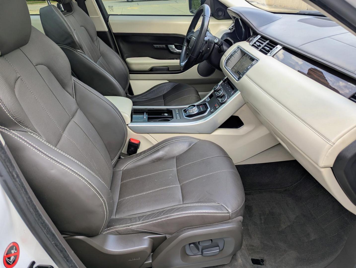 2015 White /Tan/Ivory/Espresso Land Rover Range Rover Evoque Prestige Premium 5-Door (SALVV2BG5FH) with an 2.0L L4 DOHC 24V TURBO engine, 9-Speed Automatic transmission, located at 603 Amelia Street, Plymouth, MI, 48170, (734) 459-5520, 42.378841, -83.464546 - Photo#8