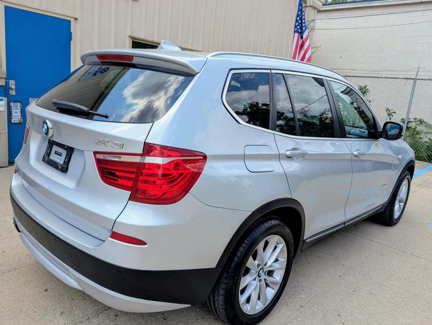 2013 Silver Metallic /Black Leather BMW X3 xDrive28i (5UXWX9C53D0) with an 3.0L L6 DOHC 24V engine, 8-Speed Automatic transmission, located at 603 Amelia Street, Plymouth, MI, 48170, (734) 459-5520, 42.378841, -83.464546 - Vehicles shown by appointment - Please call ahead - 734-459-5520, text 734-658-4573 or contact us via our web site at: http://www.selectmotors.com for complete Inventory, Photos, Videos and FREE Carfax Reports. 2013 BMW X3 xDrive28i – Loaded & Meticulously Maintained Price: $9,995 (Warranty & - Photo#13