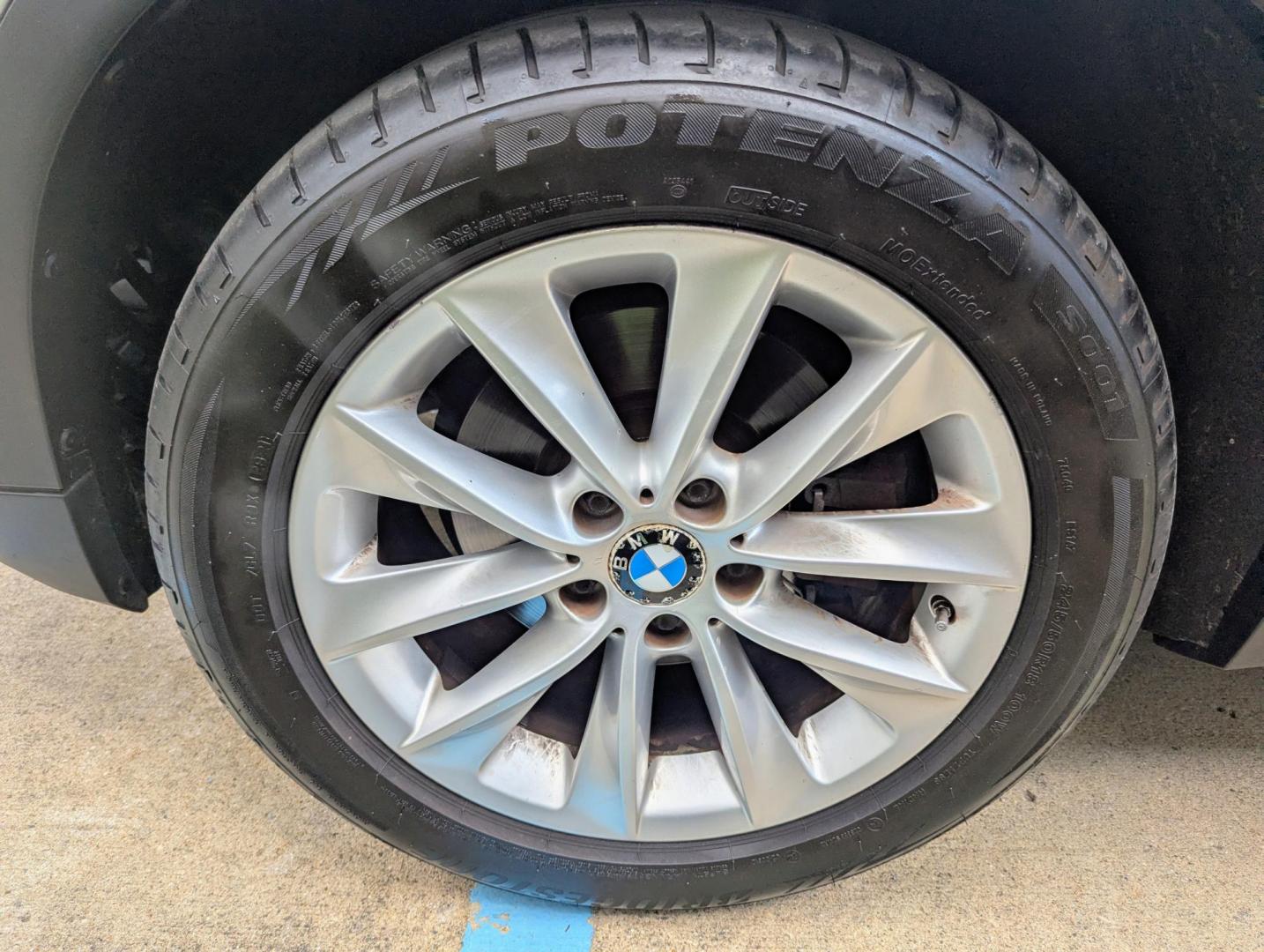 2013 Silver Metallic /Black Leather BMW X3 xDrive28i (5UXWX9C53D0) with an 3.0L L6 DOHC 24V engine, 8-Speed Automatic transmission, located at 603 Amelia Street, Plymouth, MI, 48170, (734) 459-5520, 42.378841, -83.464546 - Vehicles shown by appointment - Please call ahead - 734-459-5520, text 734-658-4573 or contact us via our web site at: http://www.selectmotors.com for complete Inventory, Photos, Videos and FREE Carfax Reports. 2013 BMW X3 xDrive28i – Loaded & Meticulously Maintained Price: $9,995 (Warranty & - Photo#15