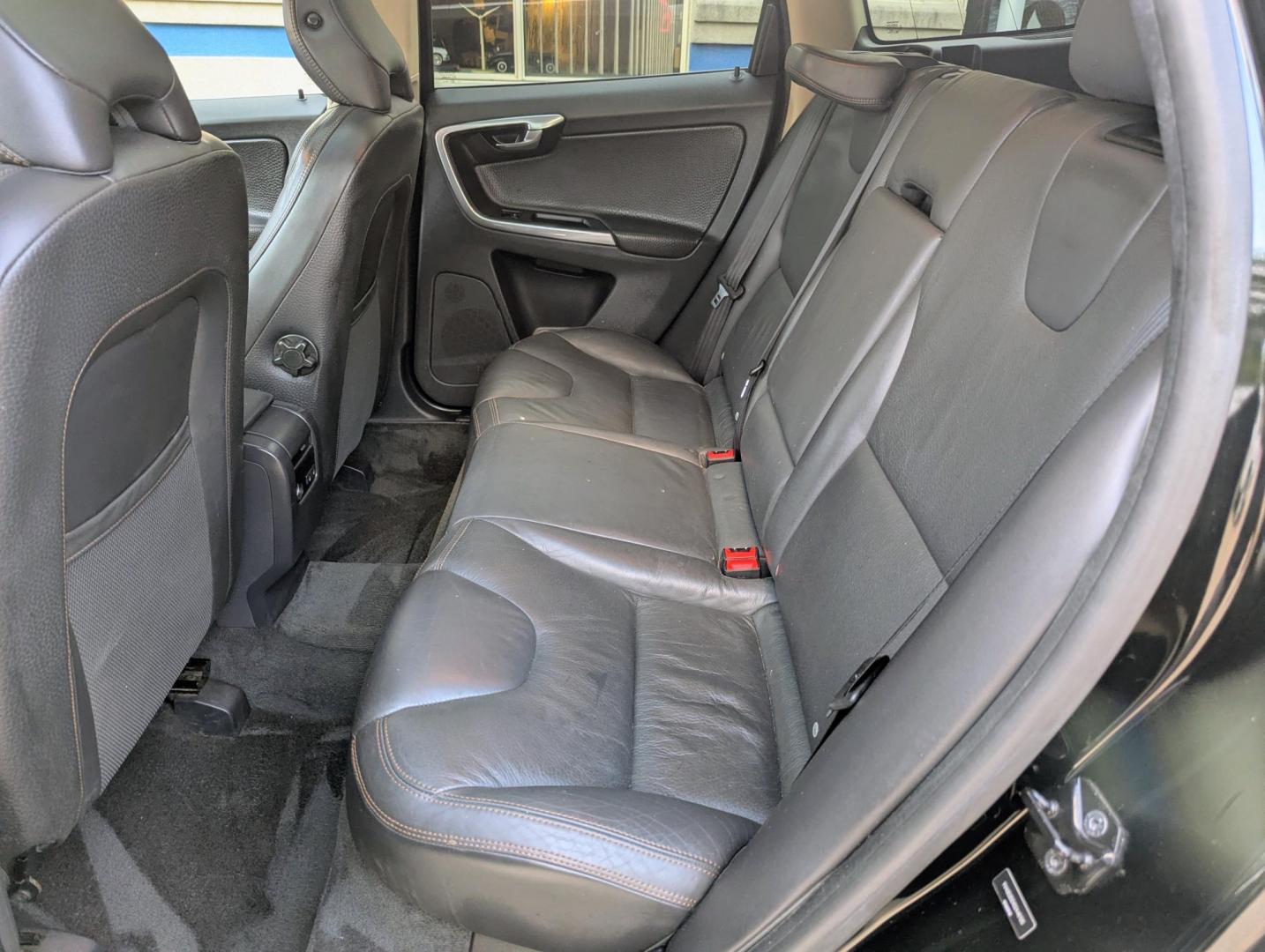 2013 Black /Black Leather Volvo XC60 T6 AWD (YV4902DZXD2) with an 3.0L L6 DOHC 24V TURBO engine, 6-Speed Automatic transmission, located at 603 Amelia Street, Plymouth, MI, 48170, (734) 459-5520, 42.378841, -83.464546 - Vehicles shown by appointment - Please call ahead - 734-459-5520, text 734-658-4573 or contact us via our web site at: http://www.selectmotors.com for complete Inventory, Photos, Videos and FREE Carfax Reports. 2013 Volvo XC60 T6 AWD Premier Plus Price: $9,995 (Price includes warranty and docume- Photo#5