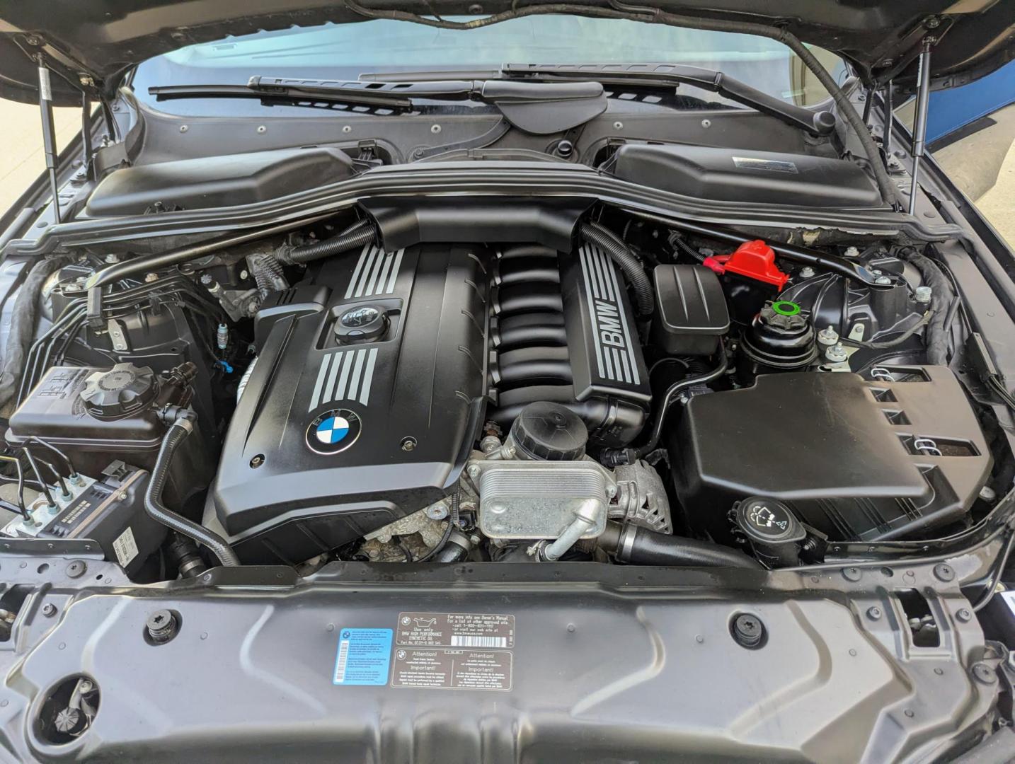 2010 Black /Black Dakota Leather BMW 5-Series 528xi (WBANV1C5XAC) with an 3.0L L6 DOHC 24V engine, Automatic transmission, located at 603 Amelia Street, Plymouth, MI, 48170, (734) 459-5520, 42.378841, -83.464546 - Vehicles shown by appointment - Please call ahead - 734-459-5520, text 734-658-4573 or contact us via our web site at: http://www.selectmotors.com for complete Inventory, Photos, Videos and FREE Carfax Reports. 2010 BMW 528xi – All-Wheel Drive Price: $8,995 (Documentary Fee & Warranty Included- Photo#16