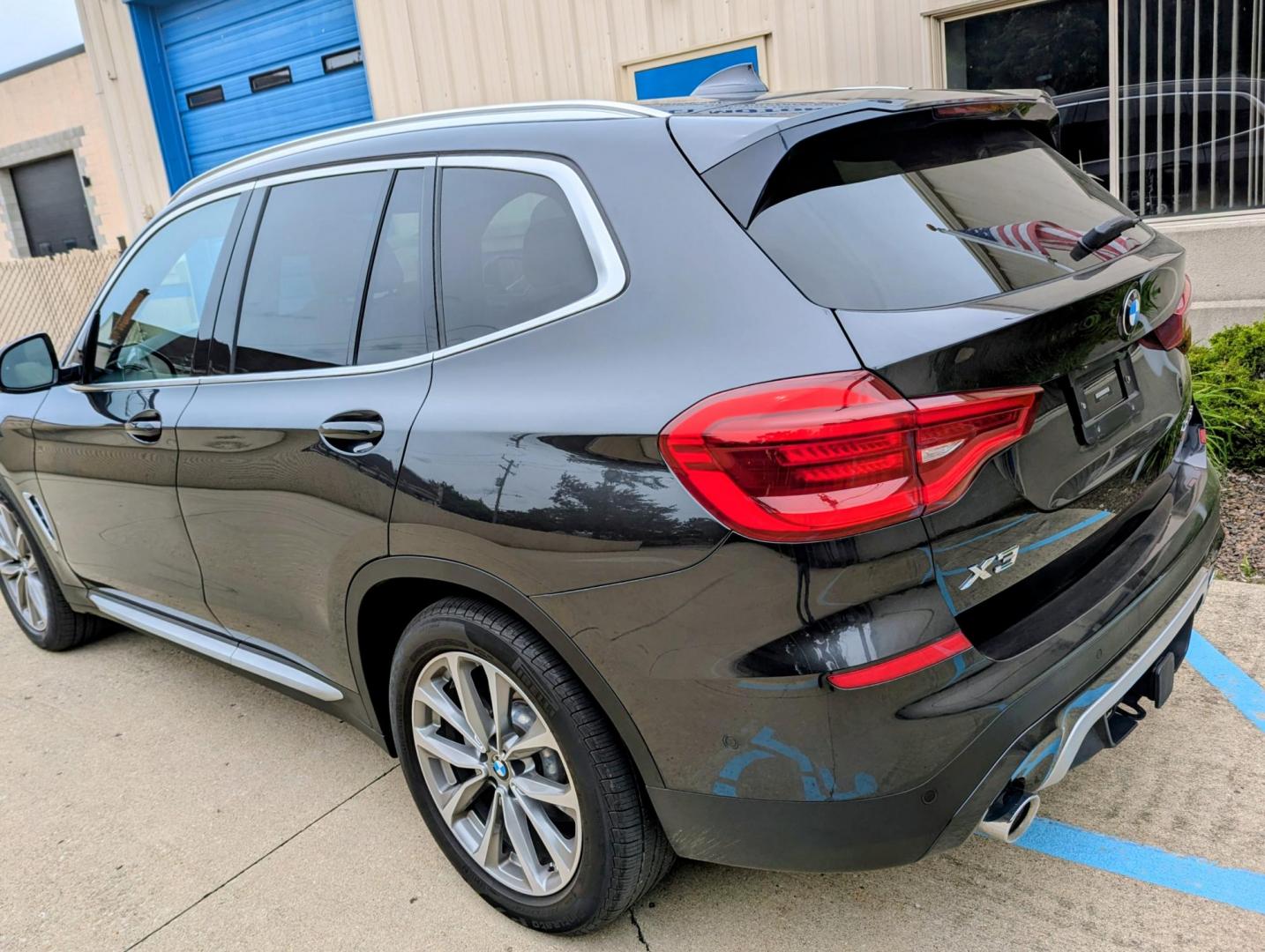 2019 Graphite Grey Metallic /Beige Leather BMW X3 xDrive30i (5UXTR9C51KL) with an 2.0L L4 DOHC 16V engine, 8A transmission, located at 603 Amelia Street, Plymouth, MI, 48170, (734) 459-5520, 42.378841, -83.464546 - Vehicles shown by appointment - Please call ahead - 734-459-5520, text 734-658-4573 or contact us via our web site at: http://www.selectmotors.com for complete Inventory, Photos, Videos and FREE Carfax Reports. 2019 BMW X3 xDrive30i Price: $18,995 | Warranty Included Take a look at this ex- Photo#3