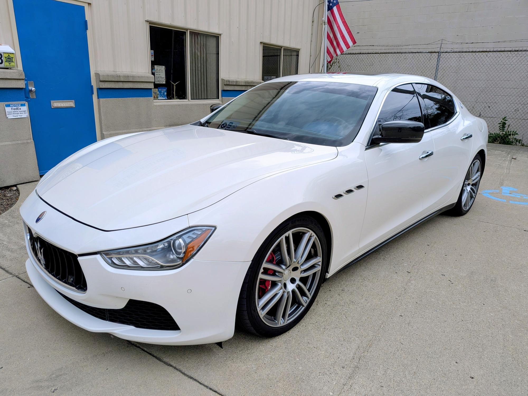 photo of 2015 Maserati Ghibli Base