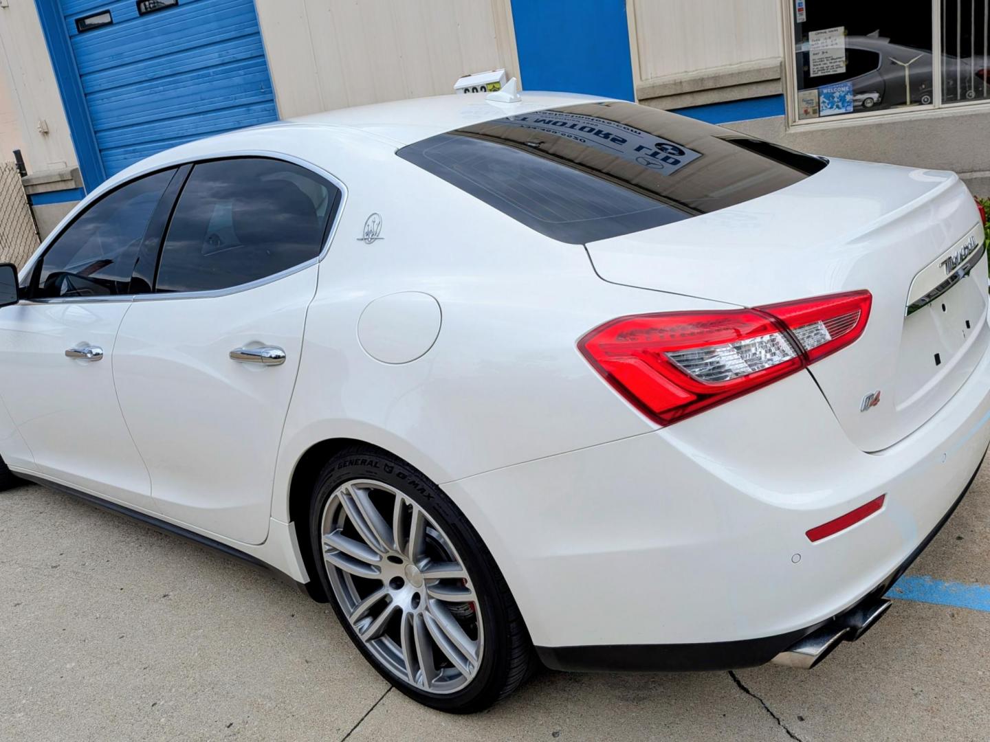 2015 White /Blue & Brown leather Maserati Ghibli Base (ZAM57RTA8F1) with an 3.0L V6 DOHC 24V engine, 8-Speed Automatic transmission, located at 603 Amelia Street, Plymouth, MI, 48170, (734) 459-5520, 42.378841, -83.464546 - Vehicles shown by appointment - Please call ahead - 734-459-5520, text 734-658-4573 or contact us via our web site at: http://www.selectmotors.com for complete Inventory, Photos, Videos and FREE Carfax Reports. 2015 Maserati Ghibli S Q4 Price: $9,995 (Document Fee Included) Mileage: 82,000 mile - Photo#3
