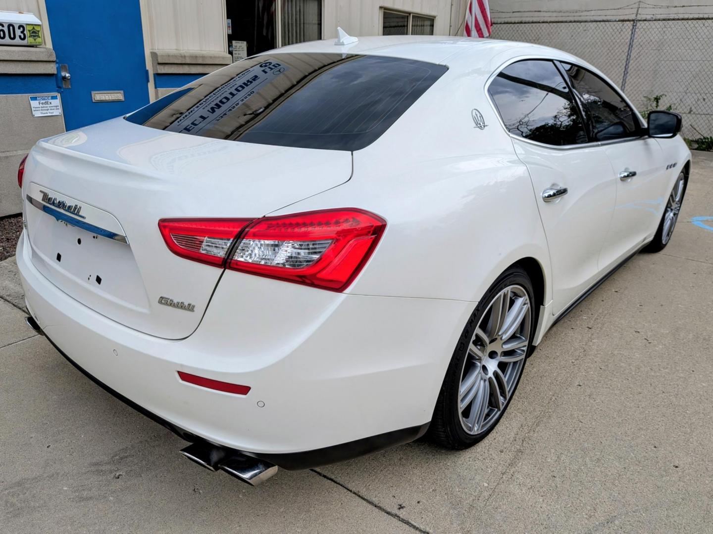 2015 White /Blue & Brown leather Maserati Ghibli Base (ZAM57RTA8F1) with an 3.0L V6 DOHC 24V engine, 8-Speed Automatic transmission, located at 603 Amelia Street, Plymouth, MI, 48170, (734) 459-5520, 42.378841, -83.464546 - Vehicles shown by appointment - Please call ahead - 734-459-5520, text 734-658-4573 or contact us via our web site at: http://www.selectmotors.com for complete Inventory, Photos, Videos and FREE Carfax Reports. 2015 Maserati Ghibli S Q4 Price: $9,995 (Document Fee Included) Mileage: 82,000 mile - Photo#15