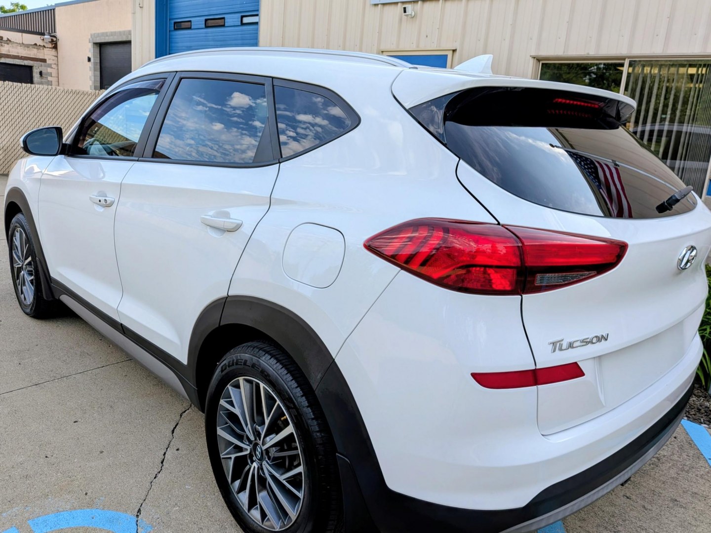 2020 White /Grey Hyundai Tucson Sport AWD (KM8J3CAL3LU) with an 2.4L L4 DOHC 16V engine, 6A transmission, located at 603 Amelia Street, Plymouth, MI, 48170, (734) 459-5520, 42.378841, -83.464546 - Vehicles shown by appointment - Please call ahead - 734-459-5520, text 734-658-4573 or contact us via our web site at: http://www.selectmotors.com for complete Inventory, Photos, Videos and FREE Carfax Reports. 2020 Hyundai Tucson SEL – All-Wheel Drive Price: $13,995 (Warranty and Documentary- Photo#2