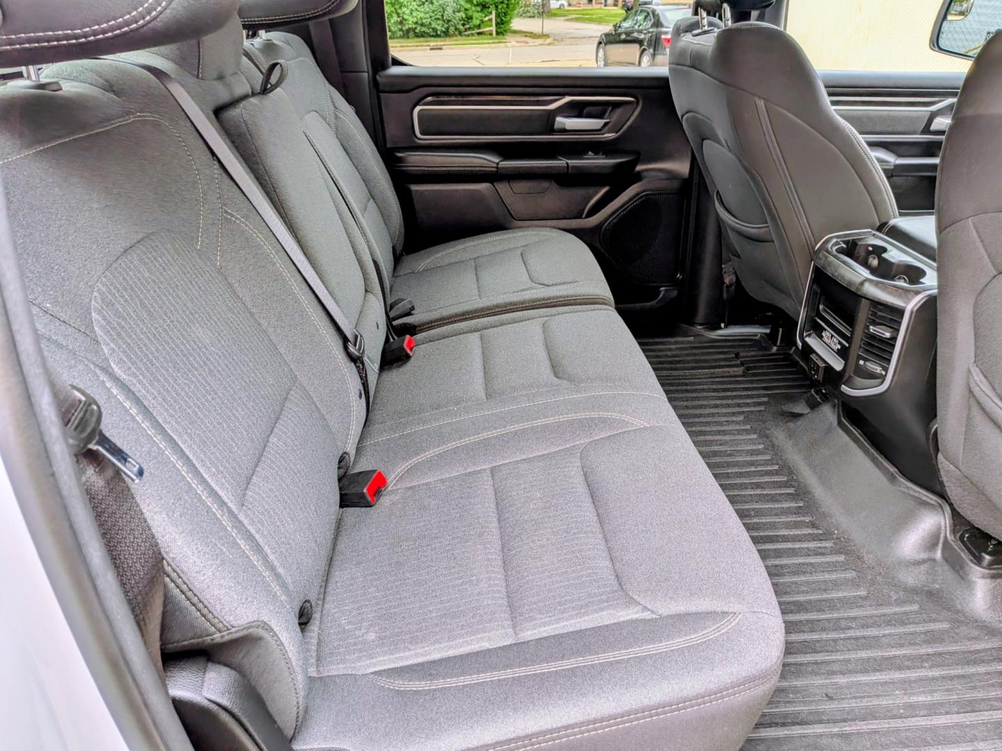 2020 White /Black RAM 1500 Big Horn Crew Cab SWB 4WD (1C6SRFFT8LN) with an 5.7L V8 OHV 16V engine, 8A transmission, located at 603 Amelia Street, Plymouth, MI, 48170, (734) 459-5520, 42.378841, -83.464546 - Vehicles shown by appointment - Please call ahead - 734-459-5520, text 734-658-4573 or contact us via our web site at: http://www.selectmotors.com for complete Inventory, Photos, Videos and FREE Carfax Reports. 2020 RAM 1500 Big Horn Crew Cab 4x4 Looking for a truck that perfectly balances rugg- Photo#7