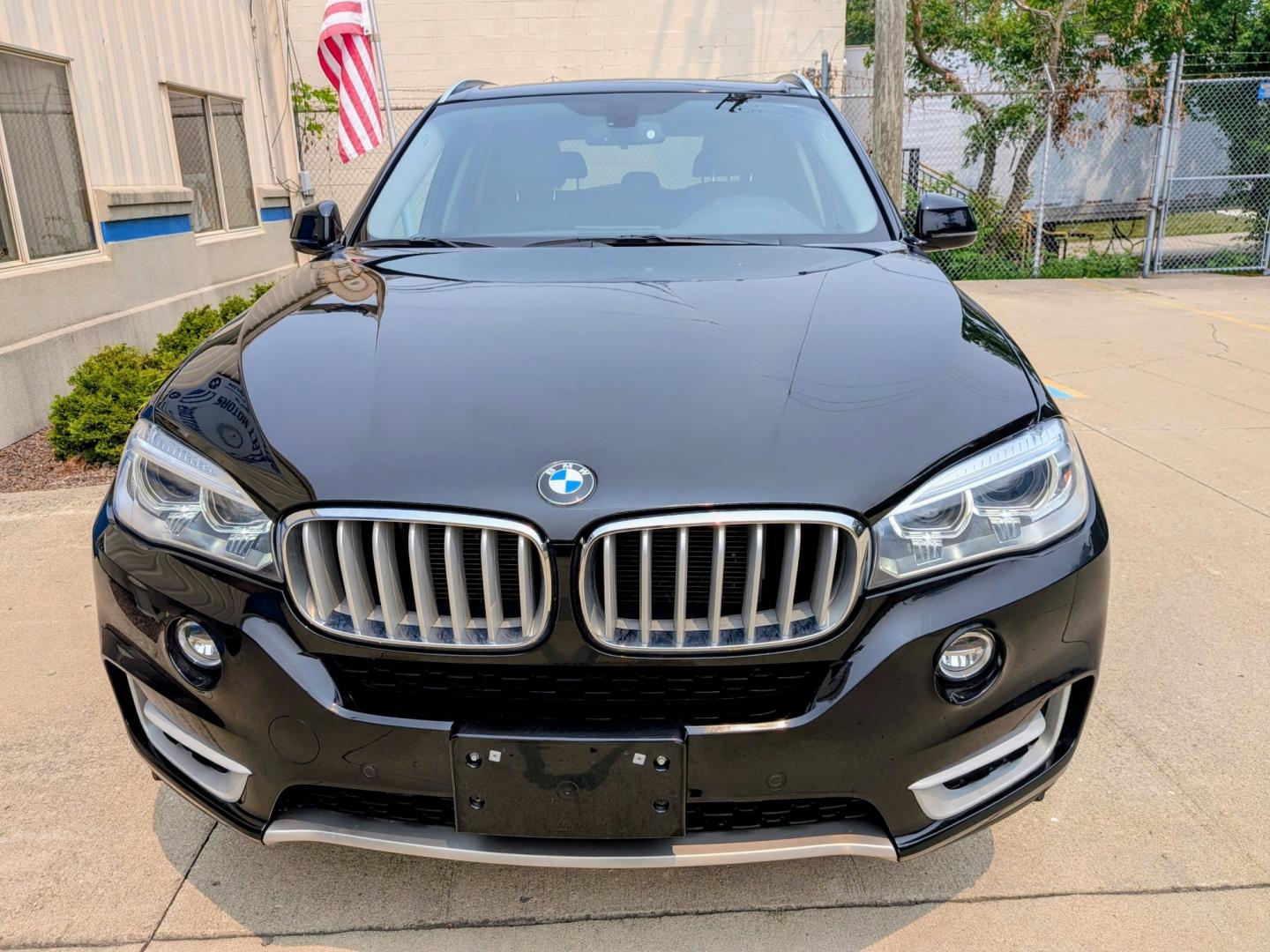 2015 Black /Black leather BMW X5 xDrive35i (5UXKR0C54F0) with an 3.0L L6 DOHC 24V engine, 8-Speed Automatic transmission, located at 603 Amelia Street, Plymouth, MI, 48170, (734) 459-5520, 42.378841, -83.464546 - Vehicles shown by appointment - Please call ahead - 734-459-5520, text 734-658-4573 or contact us via our web site at: http://www.selectmotors.com for complete Inventory, Photos, Videos and FREE Carfax Reports. 2015 BMW X5 xDrive35i Luxury Line — $15,995 Super Clean | Fully Serviced | Warranty- Photo#1
