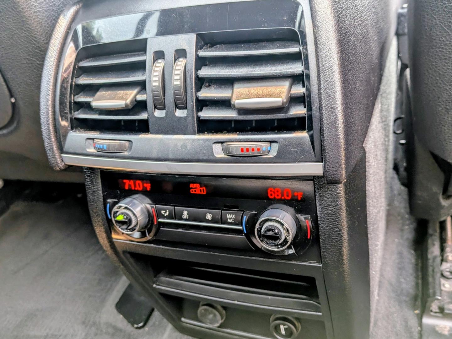 2015 Black /Black leather BMW X5 xDrive35i (5UXKR0C54F0) with an 3.0L L6 DOHC 24V engine, 8-Speed Automatic transmission, located at 603 Amelia Street, Plymouth, MI, 48170, (734) 459-5520, 42.378841, -83.464546 - Vehicles shown by appointment - Please call ahead - 734-459-5520, text 734-658-4573 or contact us via our web site at: http://www.selectmotors.com for complete Inventory, Photos, Videos and FREE Carfax Reports. 2015 BMW X5 xDrive35i Luxury Line — $15,995 Super Clean | Fully Serviced | Warranty- Photo#10