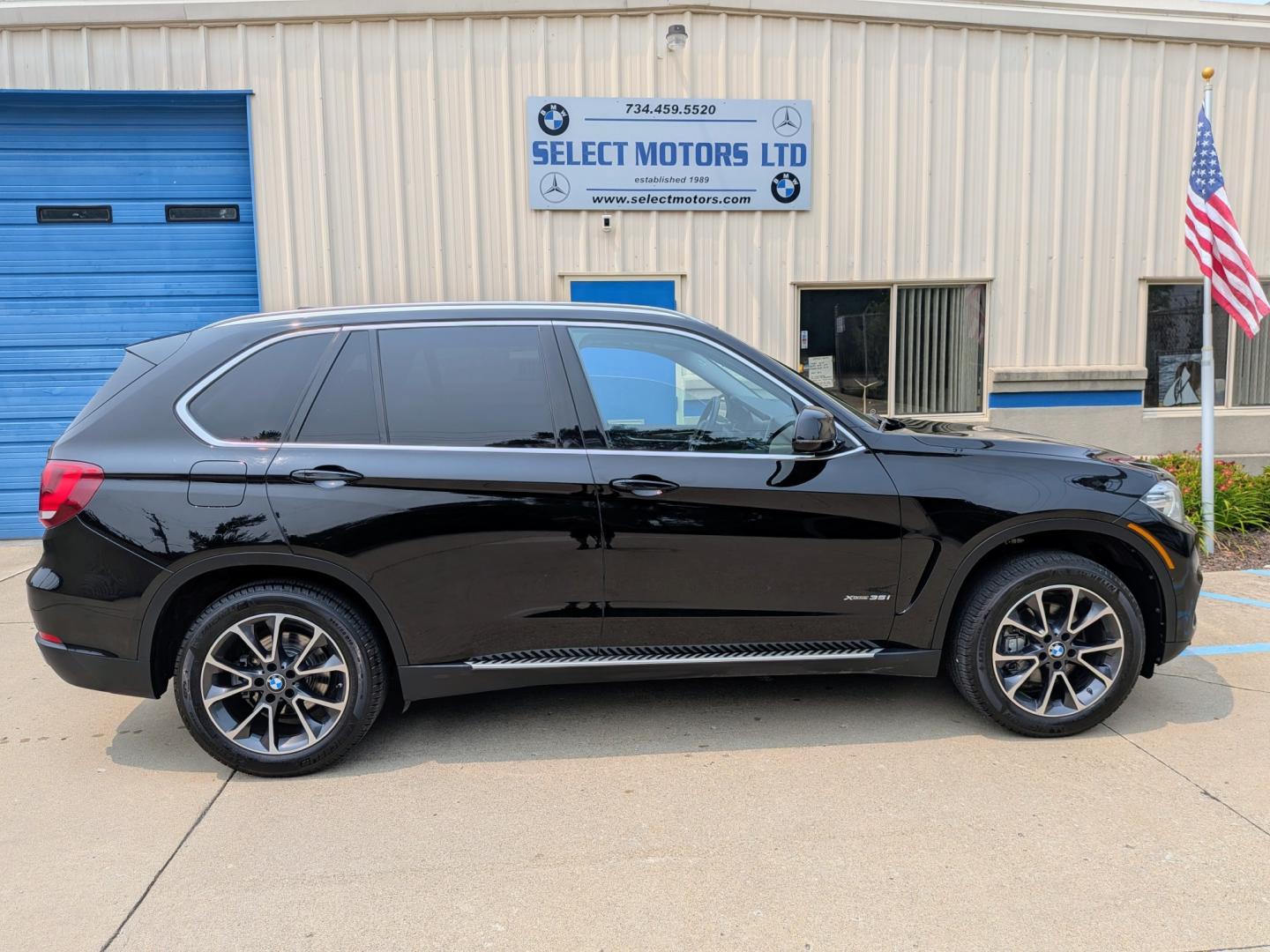 2015 Black /Black leather BMW X5 xDrive35i (5UXKR0C54F0) with an 3.0L L6 DOHC 24V engine, 8-Speed Automatic transmission, located at 603 Amelia Street, Plymouth, MI, 48170, (734) 459-5520, 42.378841, -83.464546 - Vehicles shown by appointment - Please call ahead - 734-459-5520, text 734-658-4573 or contact us via our web site at: http://www.selectmotors.com for complete Inventory, Photos, Videos and FREE Carfax Reports. 2015 BMW X5 xDrive35i Luxury Line — $15,995 Super Clean | Fully Serviced | Warranty- Photo#13