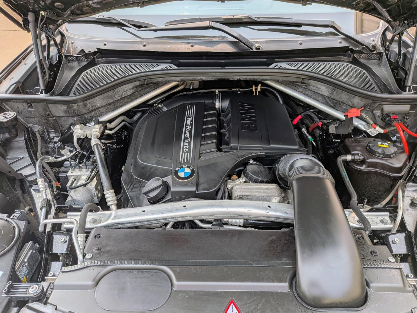 2015 Black /Black leather BMW X5 xDrive35i (5UXKR0C54F0) with an 3.0L L6 DOHC 24V engine, 8-Speed Automatic transmission, located at 603 Amelia Street, Plymouth, MI, 48170, (734) 459-5520, 42.378841, -83.464546 - Vehicles shown by appointment - Please call ahead - 734-459-5520, text 734-658-4573 or contact us via our web site at: http://www.selectmotors.com for complete Inventory, Photos, Videos and FREE Carfax Reports. 2015 BMW X5 xDrive35i Luxury Line — $15,995 Super Clean | Fully Serviced | Warranty- Photo#18