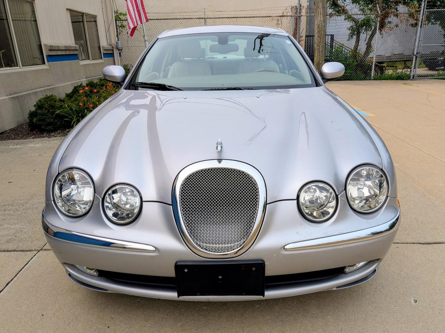 2003 Silver Metallic /Ivory Leather Jaguar S-Type 4.2 (SAJEA01U93H) with an 4.2L V8 DOHC 32V engine, 6A OD transmission, located at 603 Amelia Street, Plymouth, MI, 48170, (734) 459-5520, 42.378841, -83.464546 - Vehicles shown by appointment - Please call ahead - 734-459-5520, text 734-658-4573 or contact us via our web site at: http://www.selectmotors.com for complete Inventory, Photos, Videos and FREE Carfax Reports. 2003 Jaguar S-Type 4.2L V8 — Only 67k Miles! An exceptional blend of British luxur- Photo#1