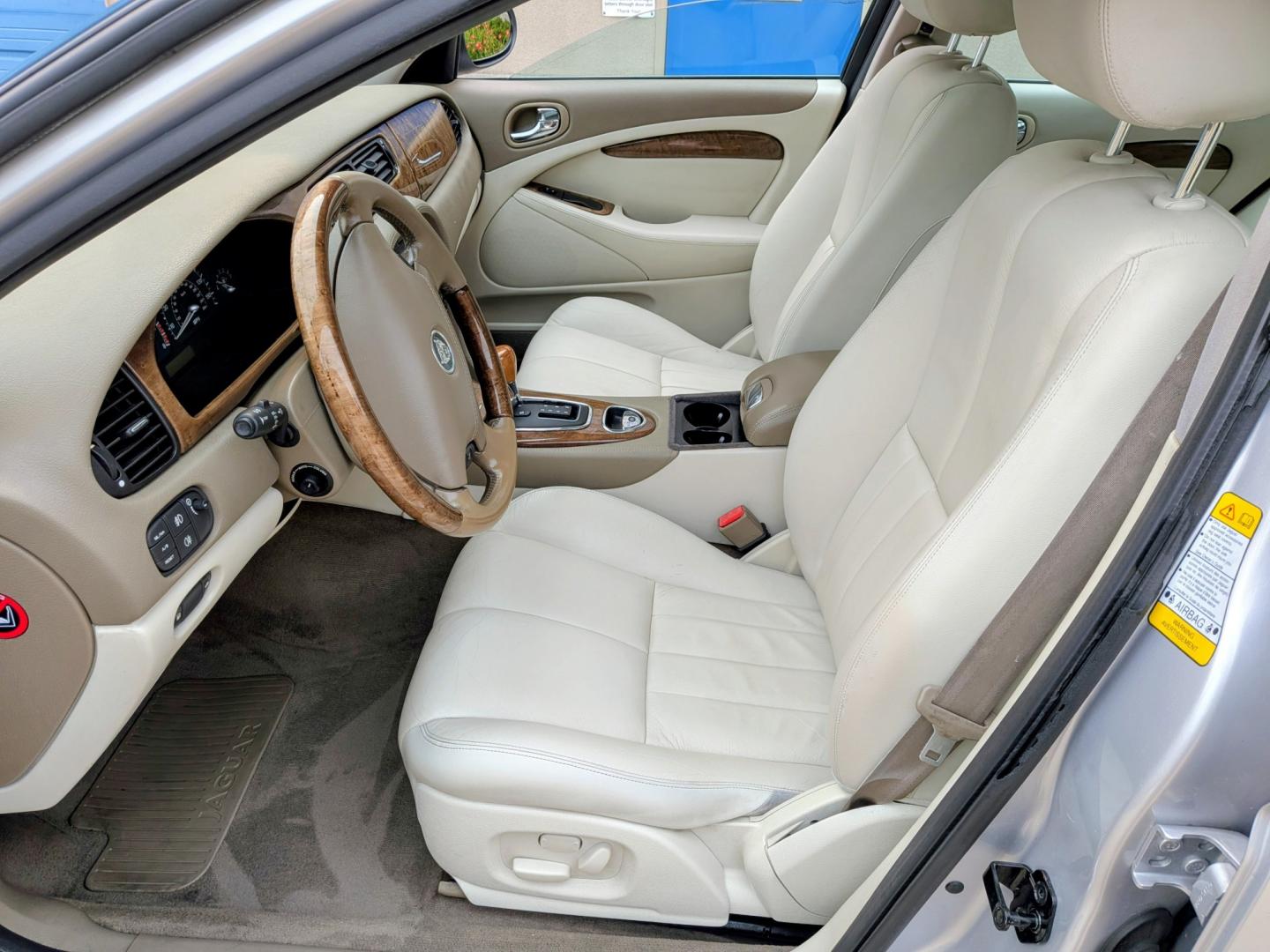 2003 Silver Metallic /Ivory Leather Jaguar S-Type 4.2 (SAJEA01U93H) with an 4.2L V8 DOHC 32V engine, 6A OD transmission, located at 603 Amelia Street, Plymouth, MI, 48170, (734) 459-5520, 42.378841, -83.464546 - Vehicles shown by appointment - Please call ahead - 734-459-5520, text 734-658-4573 or contact us via our web site at: http://www.selectmotors.com for complete Inventory, Photos, Videos and FREE Carfax Reports. 2003 Jaguar S-Type 4.2L V8 — Only 67k Miles! An exceptional blend of British luxur- Photo#3