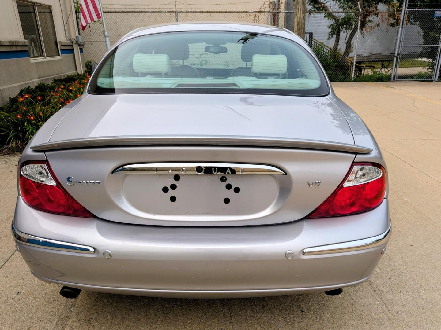 2003 Silver Metallic /Ivory Leather Jaguar S-Type 4.2 (SAJEA01U93H) with an 4.2L V8 DOHC 32V engine, 6A OD transmission, located at 603 Amelia Street, Plymouth, MI, 48170, (734) 459-5520, 42.378841, -83.464546 - Vehicles shown by appointment - Please call ahead - 734-459-5520, text 734-658-4573 or contact us via our web site at: http://www.selectmotors.com for complete Inventory, Photos, Videos and FREE Carfax Reports. 2003 Jaguar S-Type 4.2L V8 — Only 67k Miles! An exceptional blend of British luxur- Photo#12