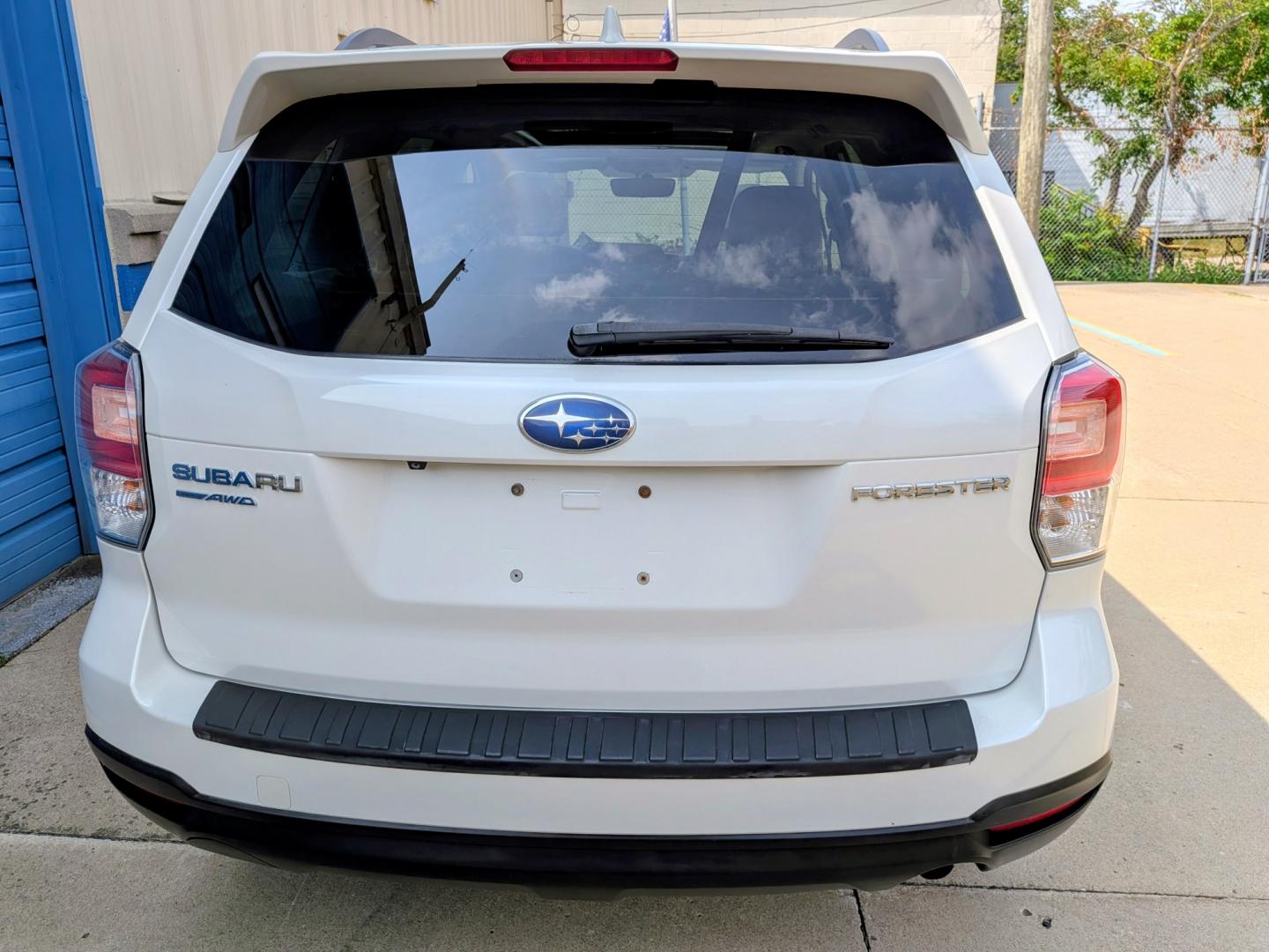 2018 White /Grey Subaru Forester 2.5i Premium CVT (JF2SJAEC7JH) with an 2.5L H4 SOHC 16V engine, CVT transmission, located at 603 Amelia Street, Plymouth, MI, 48170, (734) 459-5520, 42.378841, -83.464546 - Vehicles shown by appointment - Please call ahead - 734-459-5520, text 734-658-4573 or contact us via our web site at: http://www.selectmotors.com for complete Inventory, Photos, Videos and FREE Carfax Reports. 2018 Subaru Forester 2.5i Premium CVT Price: $13,995 Mileage: 109,000 miles Col- Photo#14