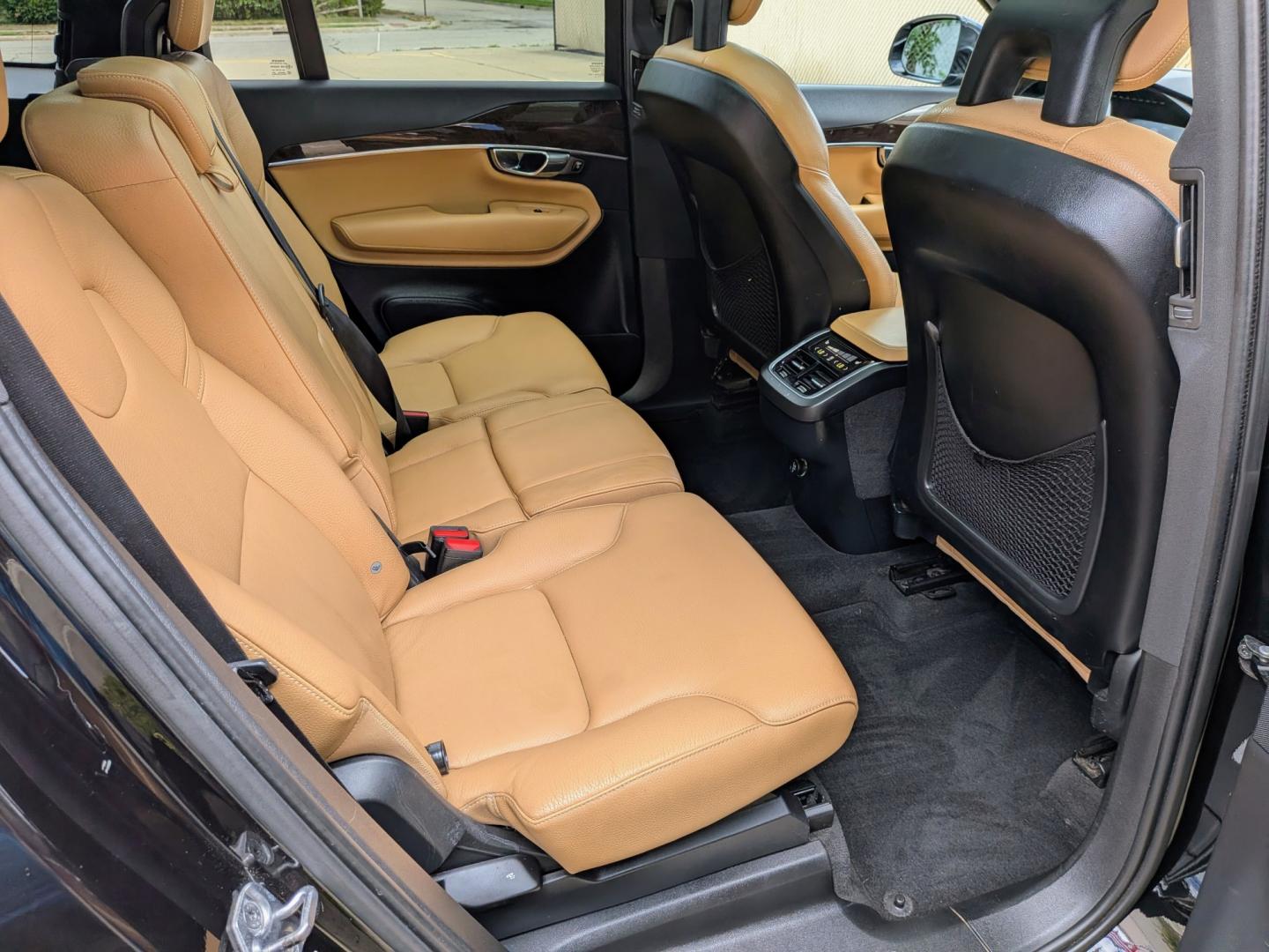2016 Black /Amber leather Volvo XC90 T6 Momentum (YV4A22PK3G1) with an 2.0L L4 DOHC 16V engine, 8A transmission, located at 603 Amelia Street, Plymouth, MI, 48170, (734) 459-5520, 42.378841, -83.464546 - Vehicles shown by appointment - Please call ahead - 734-459-5520, text 734-658-4573 or contact us via our web site at: http://www.selectmotors.com for complete Inventory, Photos, Videos and FREE Carfax Reports. 2016 Volvo XC90 T6 AWD Momentum Price: $13,995 (Warranty & Document Fee Included!)- Photo#10