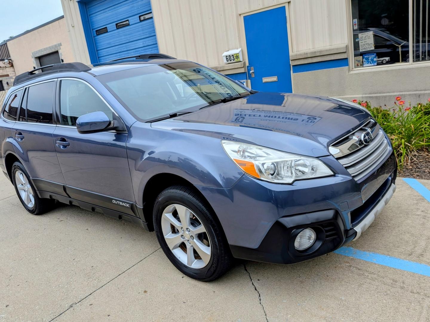 2013 Twilight Blue Metallic /Off-Black Leather Subaru Outback 2.5i Limited (4S4BRCKC1D3) with an 2.5L H4 DOHC 16V engine, Automatic transmission, located at 603 Amelia Street, Plymouth, MI, 48170, (734) 459-5520, 42.378841, -83.464546 - Vehicles shown by appointment - Please call ahead - 734-459-5520, text 734-658-4573 or contact us via our web site at: http://www.selectmotors.com for complete Inventory, Photos, Videos and FREE Carfax Reports. 2013 Subaru Outback 2.5i Limited AWD Price: $10,995 Mileage: 70,000 miles Inclu- Photo#11