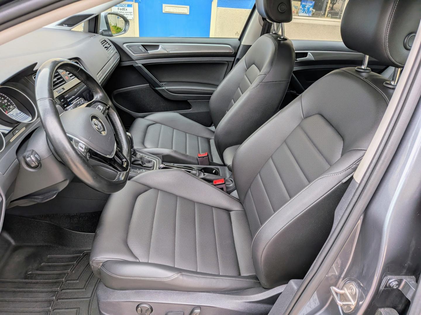 2019 Platinum Grey Metallic /Black Volkswagen Golf Alltrack TSI SE 6A (3VWH17AU4KM) with an 1.8L L4 DOHC 16V engine, 6A transmission, located at 603 Amelia Street, Plymouth, MI, 48170, (734) 459-5520, 42.378841, -83.464546 - Vehicles shown by appointment - Please call ahead - 734-459-5520, text 734-658-4573 or contact us via our web site at: http://www.selectmotors.com for complete Inventory, Photos, Videos and FREE Carfax Reports. 2019 Volkswagen Golf Alltrack SEL 4Motion Top-of-the-Line All-Wheel-Drive Wagon Pr- Photo#4