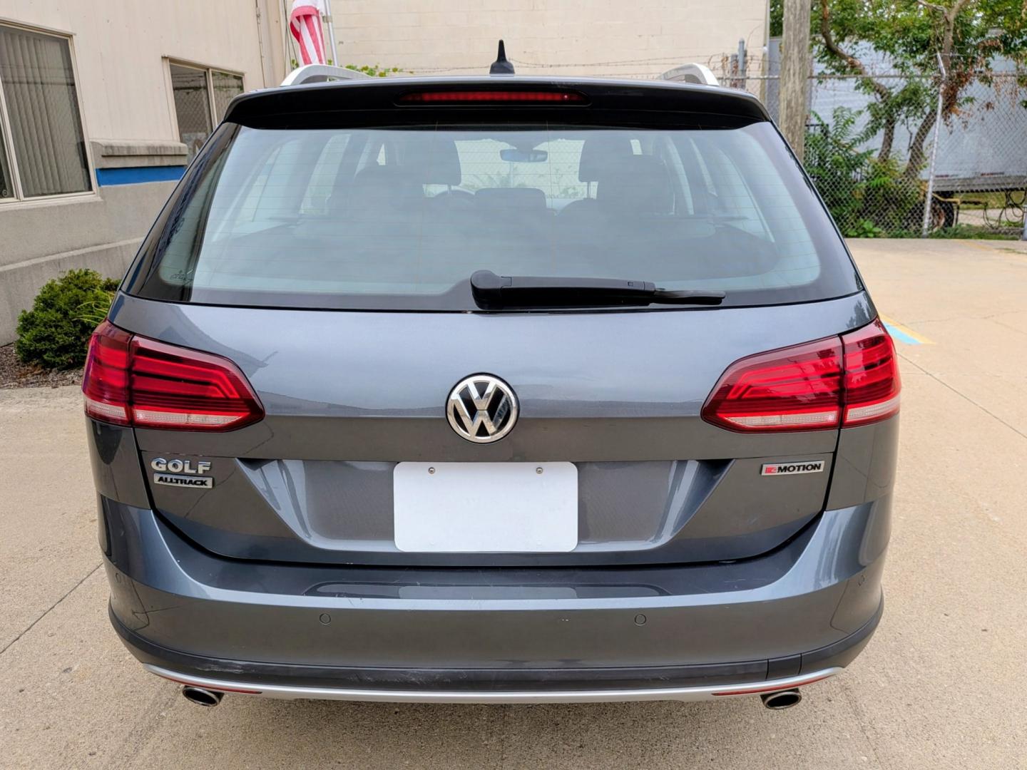 2019 Platinum Grey Metallic /Black Volkswagen Golf Alltrack TSI SE 6A (3VWH17AU4KM) with an 1.8L L4 DOHC 16V engine, 6A transmission, located at 603 Amelia Street, Plymouth, MI, 48170, (734) 459-5520, 42.378841, -83.464546 - Vehicles shown by appointment - Please call ahead - 734-459-5520, text 734-658-4573 or contact us via our web site at: http://www.selectmotors.com for complete Inventory, Photos, Videos and FREE Carfax Reports. 2019 Volkswagen Golf Alltrack SEL 4Motion Top-of-the-Line All-Wheel-Drive Wagon Pr- Photo#13