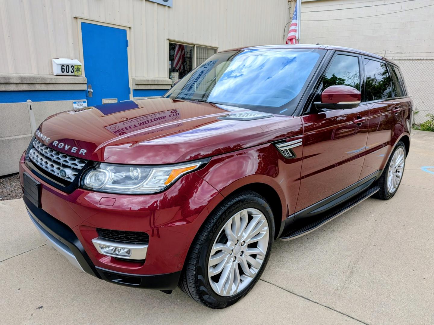 2016 Montalcino Red /Black Oxford Leather Land Rover Range Rover Sport HSE (SALWR2VF7GA) with an 3.0L V6 24V DOHC SUPERCHARGED engine, 8A transmission, located at 603 Amelia Street, Plymouth, MI, 48170, (734) 459-5520, 42.378841, -83.464546 - Vehicles shown by appointment - Please call ahead - 734-459-5520, text 734-658-4573 or contact us via our web site at: http://www.selectmotors.com for complete Inventory, Photos, Videos and FREE Carfax Reports. Link to original window sticker: https://monroneylabels.com/cars/16873621-2016-land-ro- Photo#0