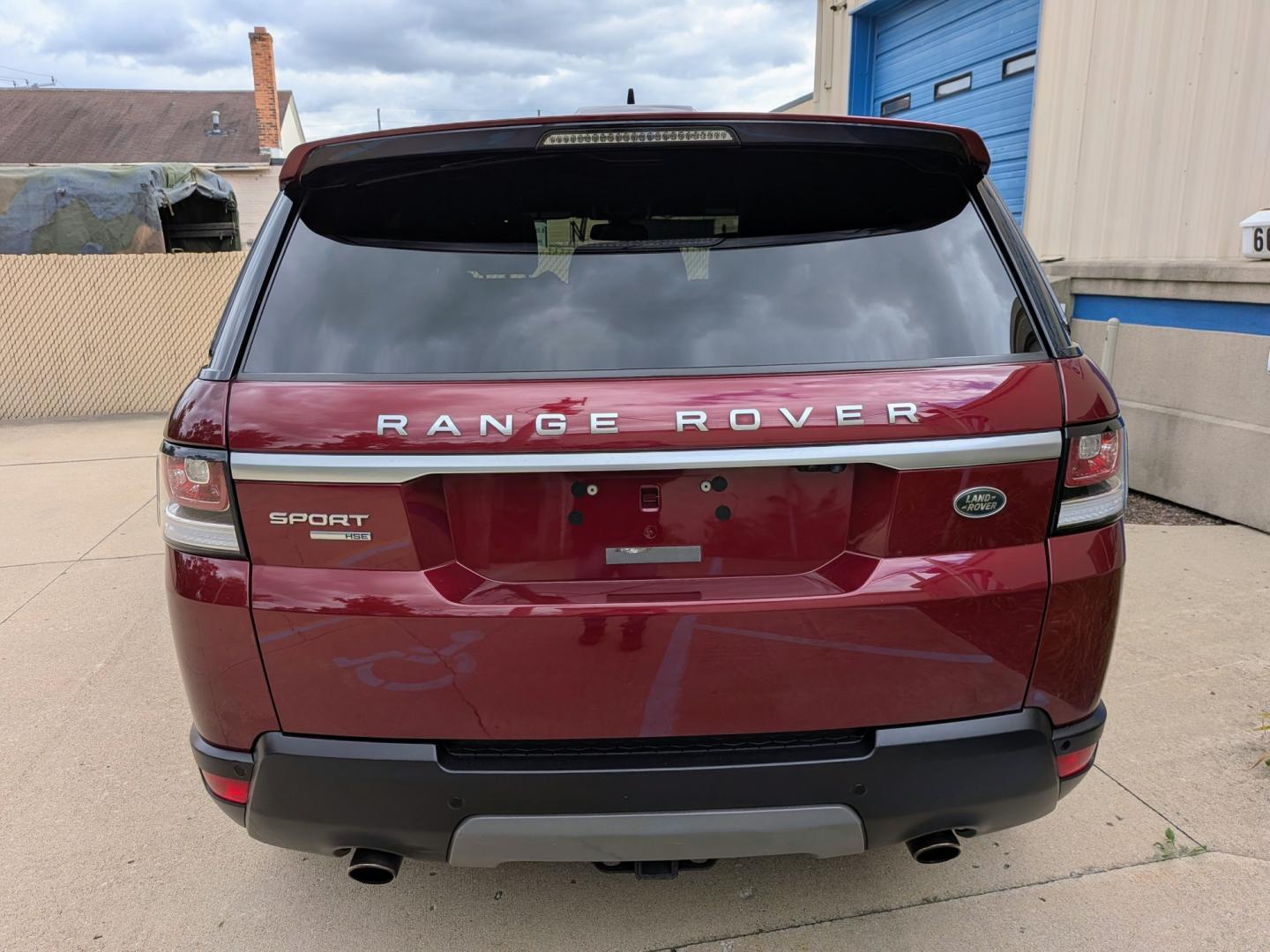 2016 Montalcino Red /Black Oxford Leather Land Rover Range Rover Sport HSE (SALWR2VF7GA) with an 3.0L V6 24V DOHC SUPERCHARGED engine, 8A transmission, located at 603 Amelia Street, Plymouth, MI, 48170, (734) 459-5520, 42.378841, -83.464546 - Vehicles shown by appointment - Please call ahead - 734-459-5520, text 734-658-4573 or contact us via our web site at: http://www.selectmotors.com for complete Inventory, Photos, Videos and FREE Carfax Reports. Link to original window sticker: https://monroneylabels.com/cars/16873621-2016-land-ro- Photo#4