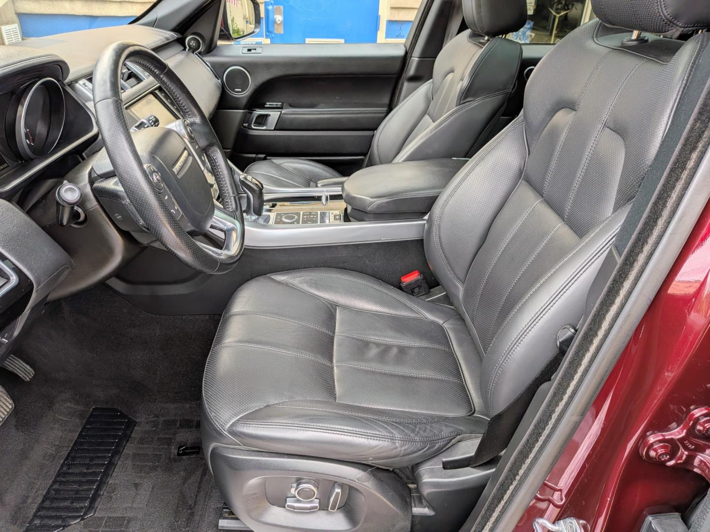2016 Montalcino Red /Black Oxford Leather Land Rover Range Rover Sport HSE (SALWR2VF7GA) with an 3.0L V6 24V DOHC SUPERCHARGED engine, 8A transmission, located at 603 Amelia Street, Plymouth, MI, 48170, (734) 459-5520, 42.378841, -83.464546 - Vehicles shown by appointment - Please call ahead - 734-459-5520, text 734-658-4573 or contact us via our web site at: http://www.selectmotors.com for complete Inventory, Photos, Videos and FREE Carfax Reports. Link to original window sticker: https://monroneylabels.com/cars/16873621-2016-land-ro- Photo#5