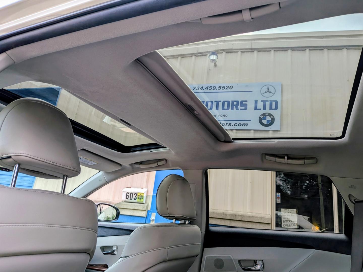2011 Blizzard Pearl /Light Gray Leather Toyota Venza AWD V6 (4T3BK3BB0BU) with an 3.5L V6 DOHC 24V engine, 6A transmission, located at 603 Amelia Street, Plymouth, MI, 48170, (734) 459-5520, 42.378841, -83.464546 - Vehicles shown by appointment - Please call ahead - 734-459-5520, text 734-658-4573 or contact us via our web site at: http://www.selectmotors.com for complete Inventory, Photos, Videos and FREE Carfax Reports. 2011 Toyota Venza V6 AWD – Fully Loaded & Exceptional Condition! Price: $10,995 (- Photo#3
