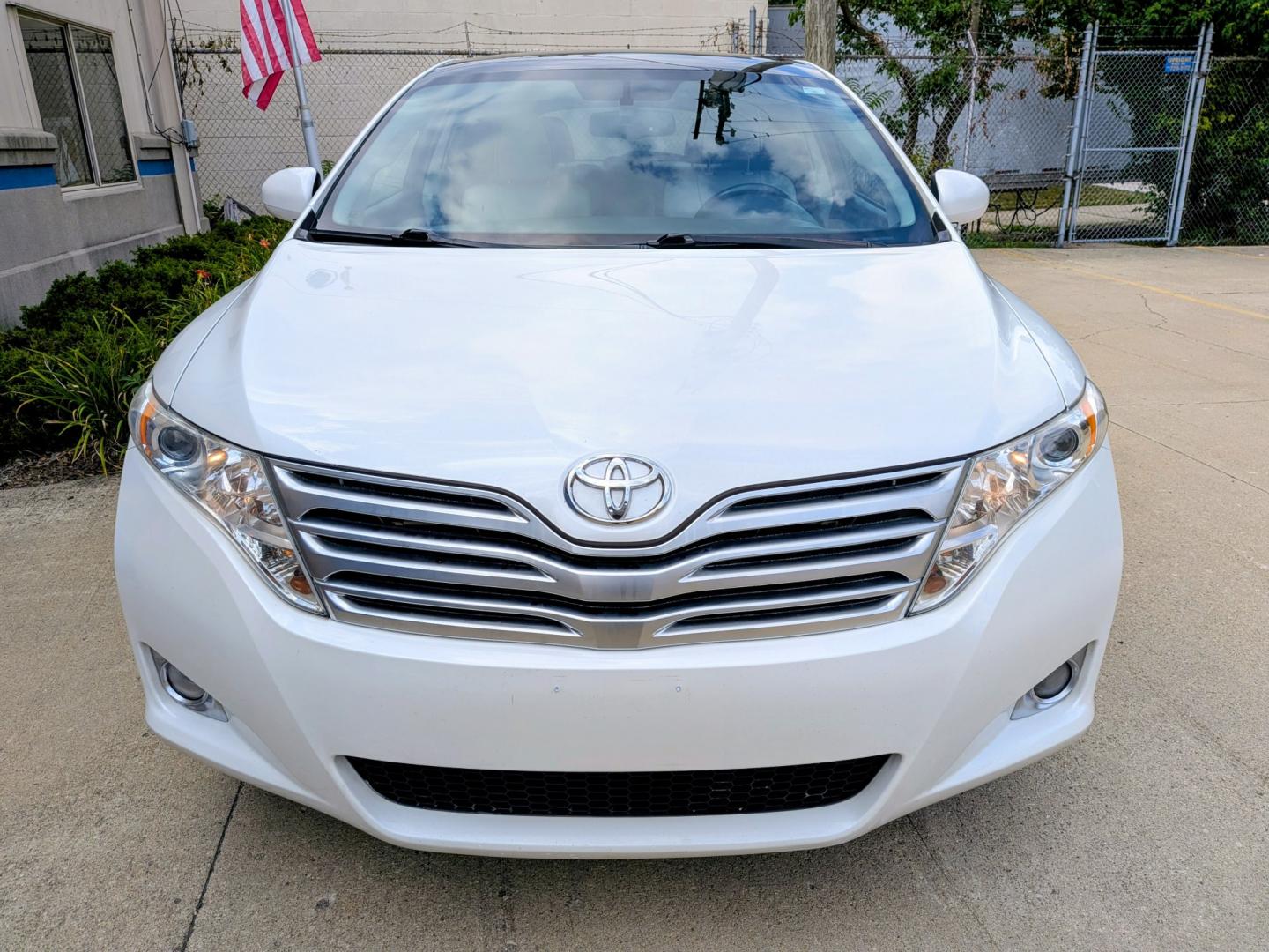 2011 Blizzard Pearl /Light Gray Leather Toyota Venza AWD V6 (4T3BK3BB0BU) with an 3.5L V6 DOHC 24V engine, 6A transmission, located at 603 Amelia Street, Plymouth, MI, 48170, (734) 459-5520, 42.378841, -83.464546 - Vehicles shown by appointment - Please call ahead - 734-459-5520, text 734-658-4573 or contact us via our web site at: http://www.selectmotors.com for complete Inventory, Photos, Videos and FREE Carfax Reports. 2011 Toyota Venza V6 AWD – Fully Loaded & Exceptional Condition! Price: $10,995 (- Photo#1