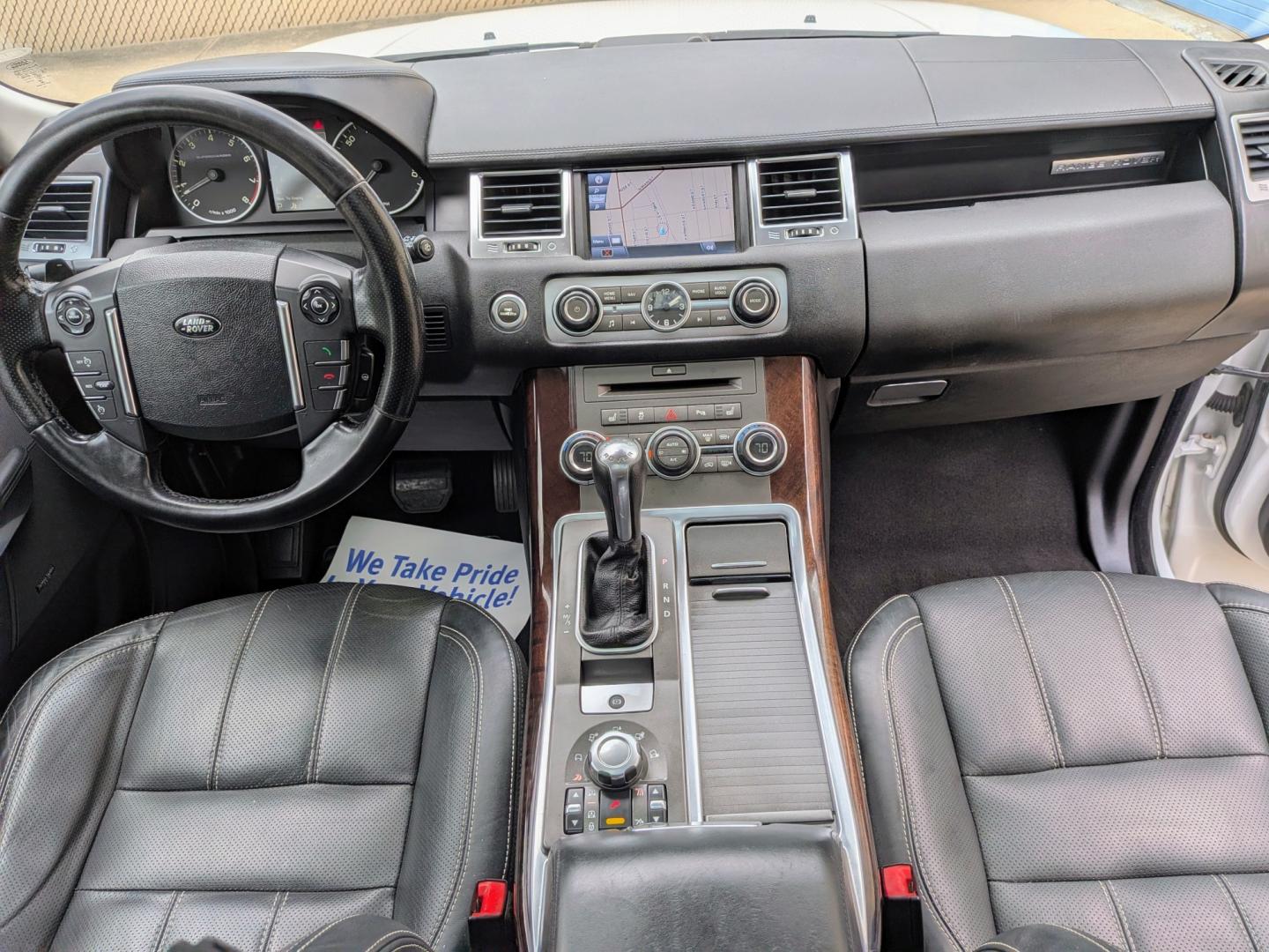 2011 White /Ebony Leather Land Rover Range Rover Sport Supercharged (SALSH2E4XBA) with an 5.0 V8 DOHC 32V SUPERCHARGED engine, 6-Speed Automatic transmission, located at 603 Amelia Street, Plymouth, MI, 48170, (734) 459-5520, 42.378841, -83.464546 - Vehicles shown by appointment - Please call ahead - 734-459-5520, text 734-658-4573 or contact us via our web site at: http://www.selectmotors.com for complete Inventory, Photos, Videos and FREE Carfax Reports. Step into supercharged V8 510hp 5.0 luxury without the original six-figure price tag.- Photo#10