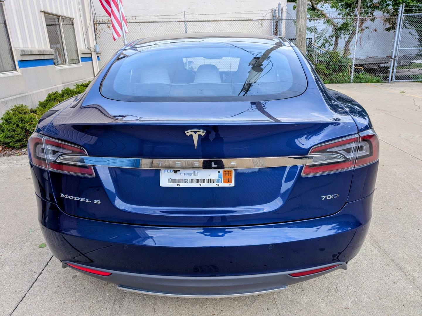 2015 Blue /Grey Leather Tesla Model S 70D (5YJSA1S21FF) with an ELECTRIC engine, 1A transmission, located at 603 Amelia Street, Plymouth, MI, 48170, (734) 459-5520, 42.378841, -83.464546 - Vehicles shown by appointment - Please call ahead - 734-459-5520, text 734-658-4573 or contact us via our web site at: http://www.selectmotors.com for complete Inventory, Photos, Videos and FREE Carfax Reports. 2015 Tesla Model S 70D – Rare Early Spec Asking Price: $15,995 (Document fee incl- Photo#15
