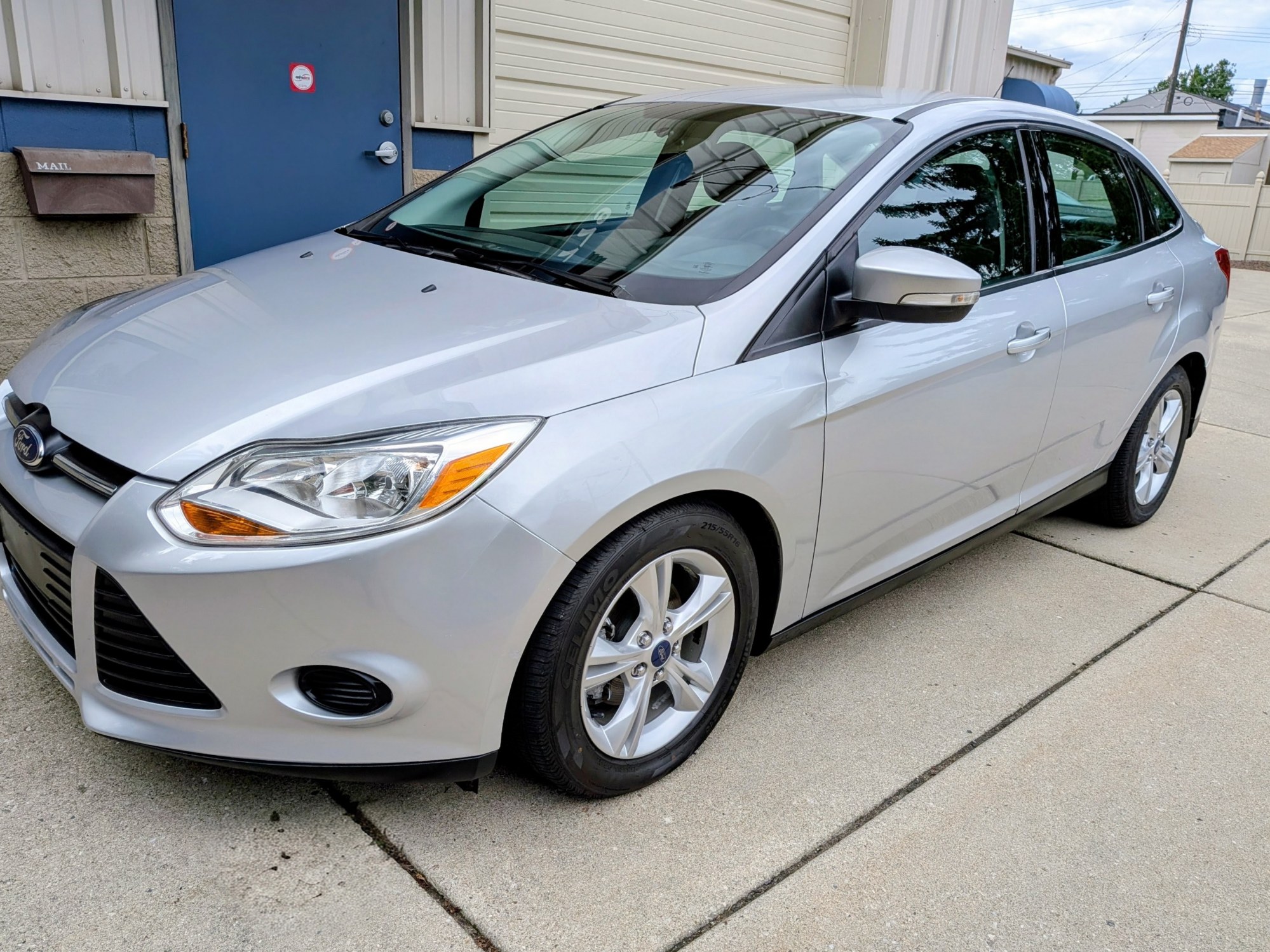 photo of 2014 Ford Focus SE Sedan