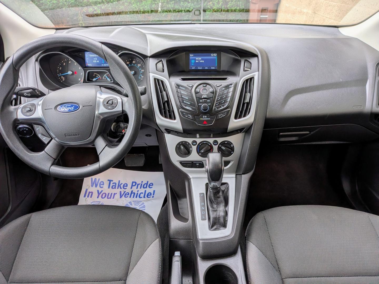 2014 Silver /Black Ford Focus SE Sedan (1FADP3F21EL) with an 2.0L L4 DOHC 16V engine, Automatic transmission, located at 603 Amelia Street, Plymouth, MI, 48170, (734) 459-5520, 42.378841, -83.464546 - Vehicles shown by appointment - Please call ahead - 734-459-5520, text 734-658-4573 or contact us via our web site at: http://www.selectmotors.com for complete Inventory, Photos, Videos and FREE Carfax Reports. 2014 Ford Focus SE Sedan – Only 32k Miles! Price: $8,995 (Includes Document Fee- Photo#8