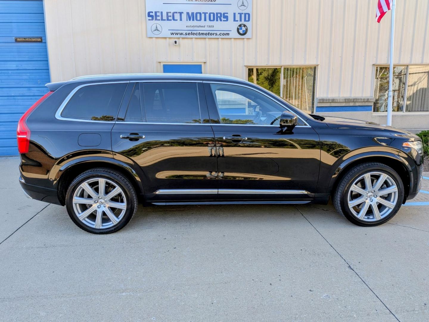 2017 Black /Black Leather Volvo XC90 T8 Inscription AWD (YV4BC0PL0H1) with an 2.0L L4 DOHC 16V HYBRID engine, 8A transmission, located at 603 Amelia Street, Plymouth, MI, 48170, (734) 459-5520, 42.378841, -83.464546 - Vehicles shown by appointment - Please call ahead - 734-459-5520, text 734-658-4573 or contact us via our web site at: http://www.selectmotors.com for complete Inventory, Photos, Videos and FREE Carfax Reports. 2017 Volvo XC90 T8 E-AWD Inscription Price: $18,995 (Includes warranty and document f- Photo#13