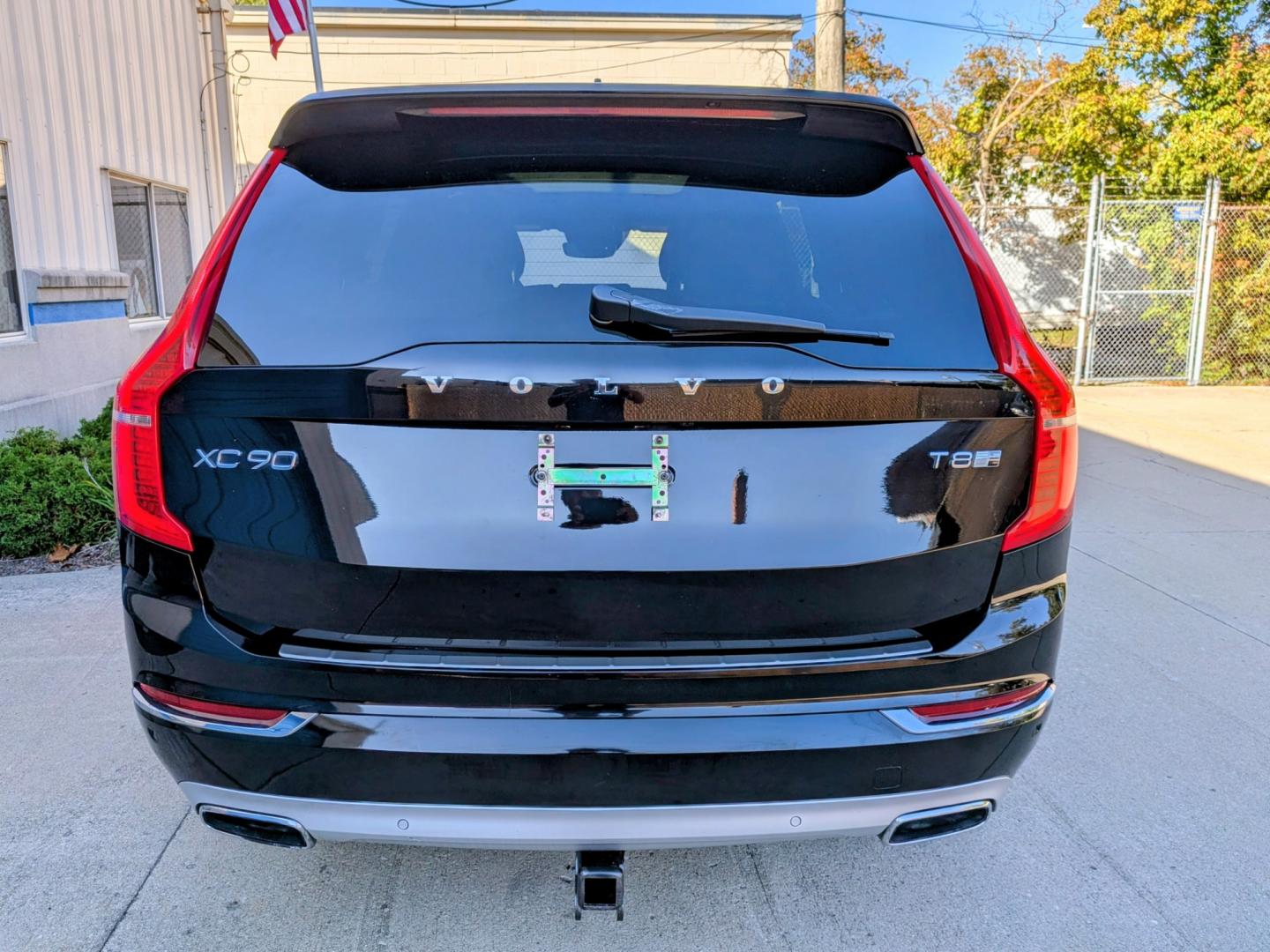 2017 Black /Black Leather Volvo XC90 T8 Inscription AWD (YV4BC0PL0H1) with an 2.0L L4 DOHC 16V HYBRID engine, 8A transmission, located at 603 Amelia Street, Plymouth, MI, 48170, (734) 459-5520, 42.378841, -83.464546 - Vehicles shown by appointment - Please call ahead - 734-459-5520, text 734-658-4573 or contact us via our web site at: http://www.selectmotors.com for complete Inventory, Photos, Videos and FREE Carfax Reports. 2017 Volvo XC90 T8 E-AWD Inscription Price: $18,995 (Includes warranty and document f- Photo#15