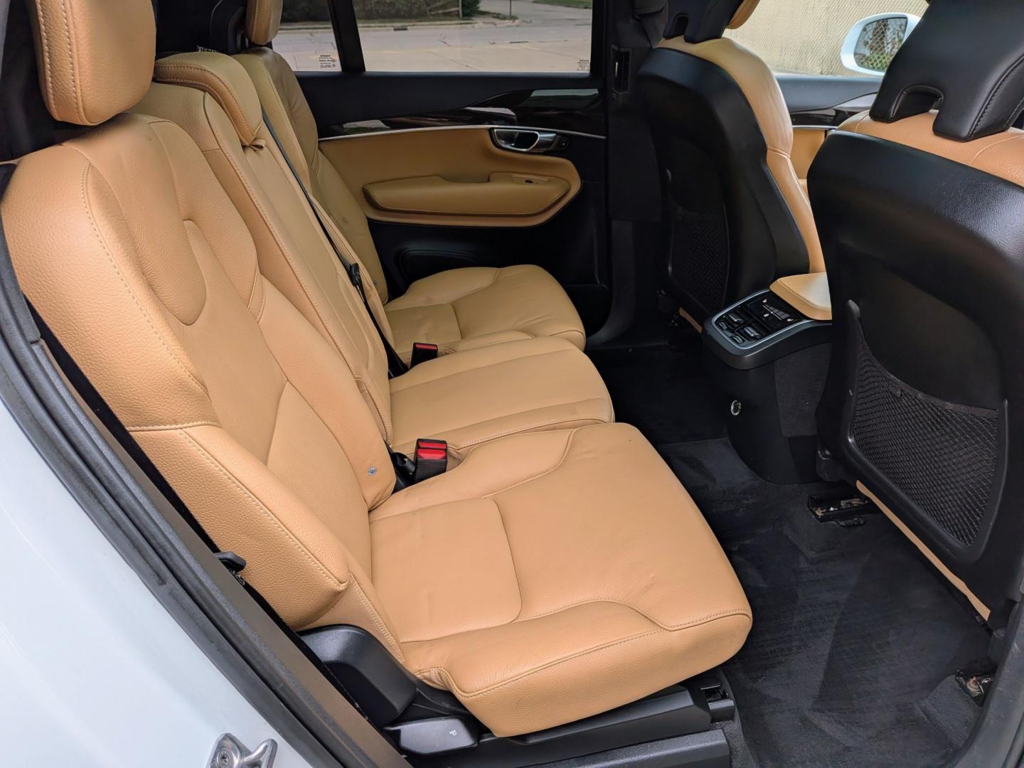 2019 White /Black and Tan Volvo XC90 T6 Momentum AWD (YV4A22PK7K1) with an 2.0L L4 DOHC 16V engine, 8A transmission, located at 603 Amelia Street, Plymouth, MI, 48170, (734) 459-5520, 42.378841, -83.464546 - Vehicles shown by appointment - Please call ahead - 734-459-5520, text 734-658-4573 or contact us via our web site at: http://www.selectmotors.com for complete Inventory, Photos, Videos and FREE Carfax Reports. 2019 Volvo XC90 T6 AWD Momentum Price: $15,995 (Includes Warranty & Document Fee)Mile- Photo#10