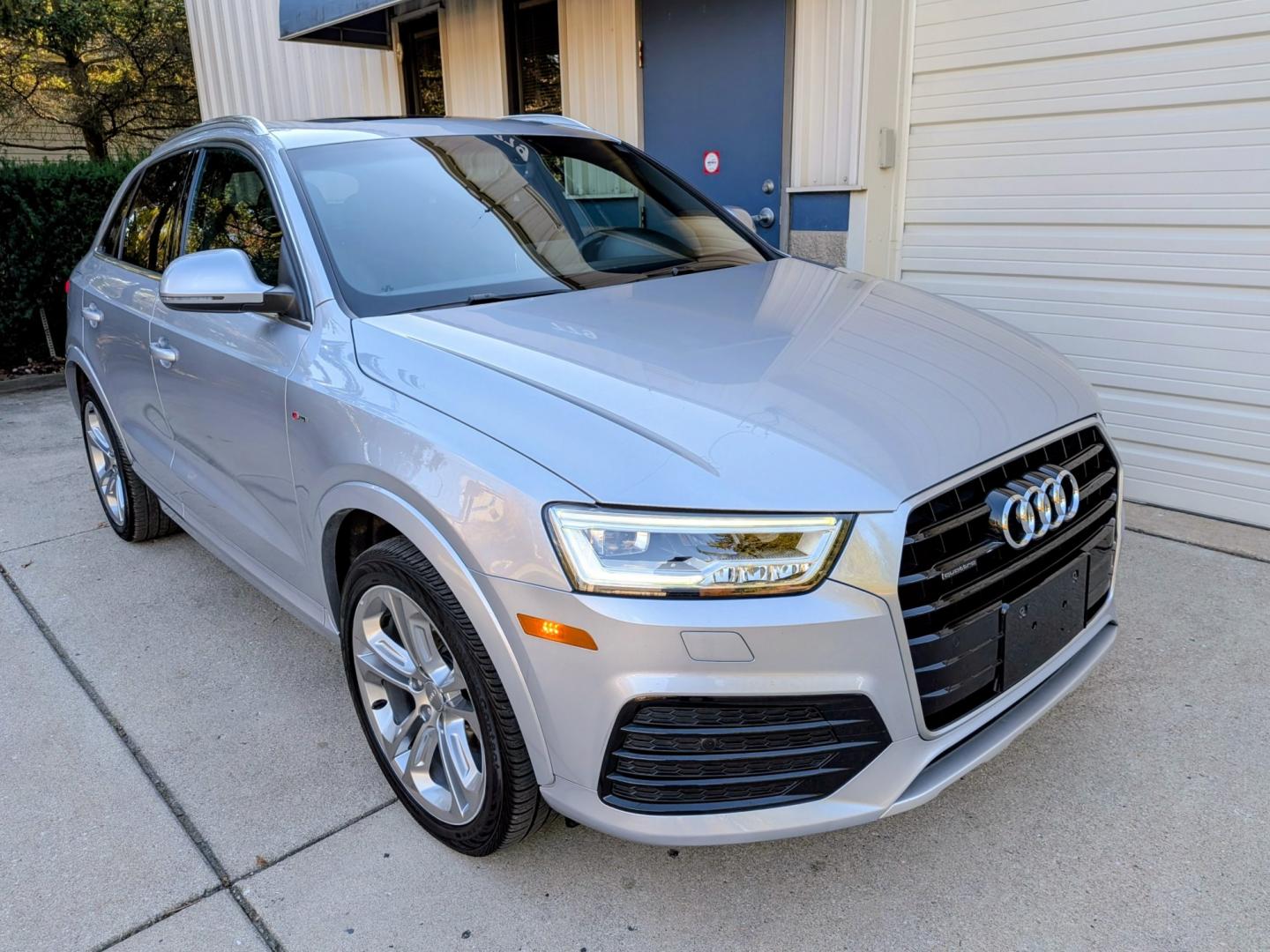 2018 Silver Metallic /Black Leather Audi Q3 Premium Plus quattro (WA1JCCFS1JR) with an 2.0L L4 DOHC 24V engine, 6A transmission, located at 603 Amelia Street, Plymouth, MI, 48170, (734) 459-5520, 42.378841, -83.464546 - Vehicles shown by appointment - Please call ahead - 734-459-5520, text 734-658-4573 or contact us via our web site at: http://www.selectmotors.com for complete Inventory, Photos, Videos and FREE Carfax Reports. 2018 Audi Q3 Premium Plus AWD (S Line Sport) Price: $12,995 (Includes Document Fee &- Photo#11